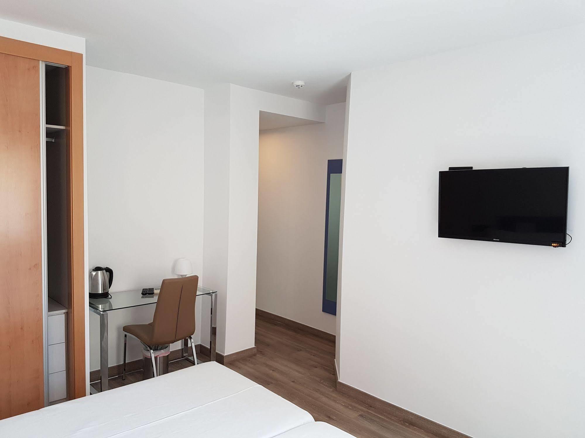 Hotel Moli Boutique 拉尔法斯德尔皮 外观 照片