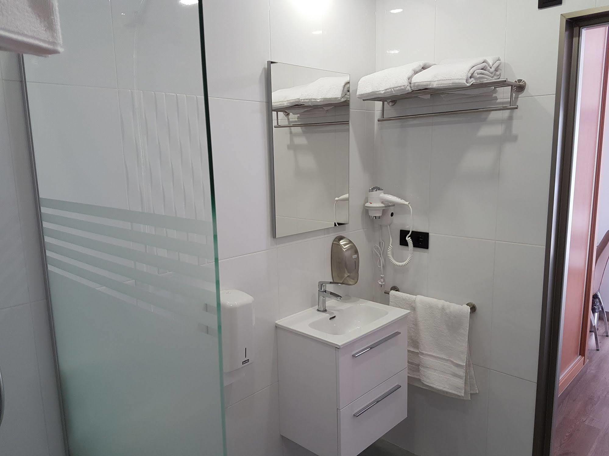 Hotel Moli Boutique 拉尔法斯德尔皮 外观 照片