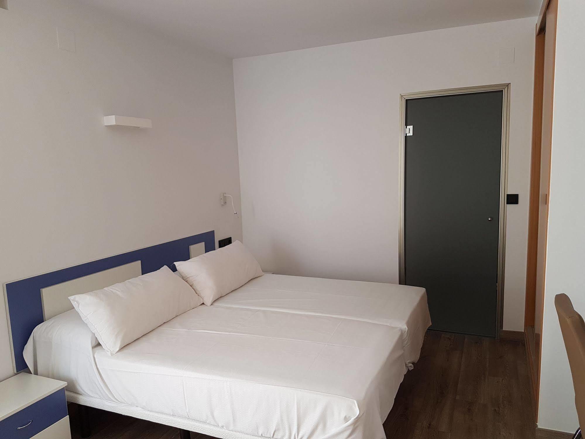 Hotel Moli Boutique 拉尔法斯德尔皮 外观 照片